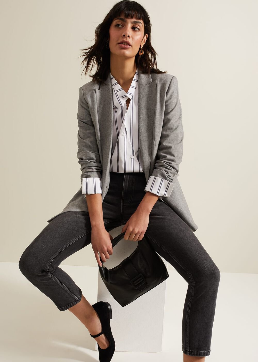 Sara Slim Leg Jeans - Black