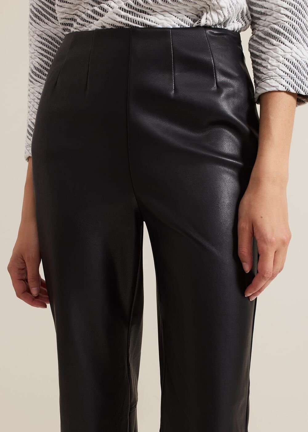 Mya Black Pu Crop Trousers - Black