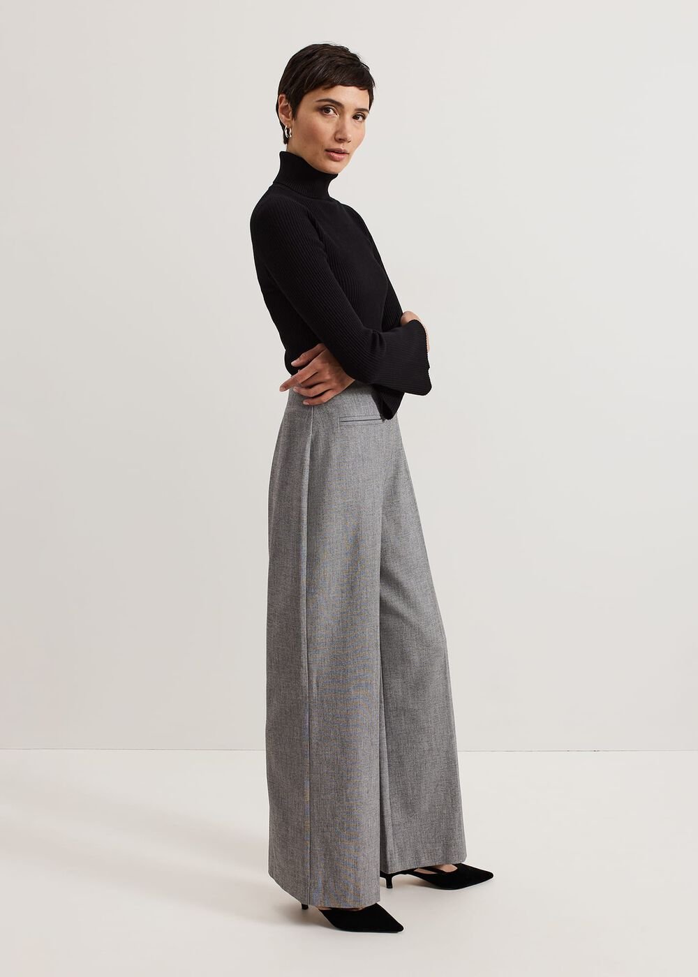 Dilly Pleat Detail Wide Leg Trouser - Grey