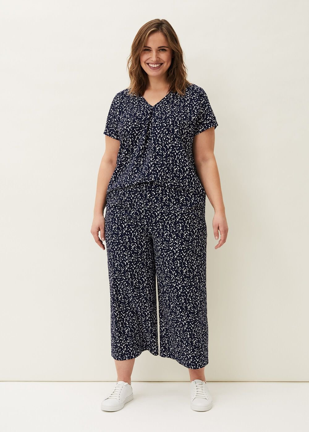 Carin Spot Culotte Trousers - Navy