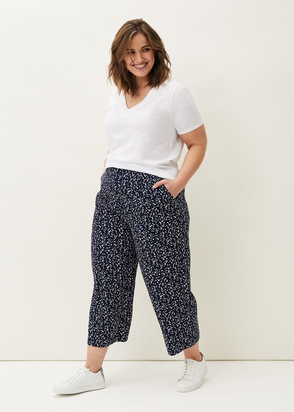 Carin Spot Culotte Trousers - Navy