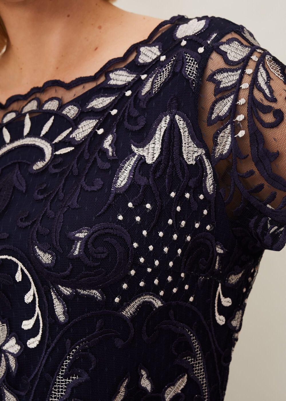 Lizzy Embroidered Dress - Navy/Ivory