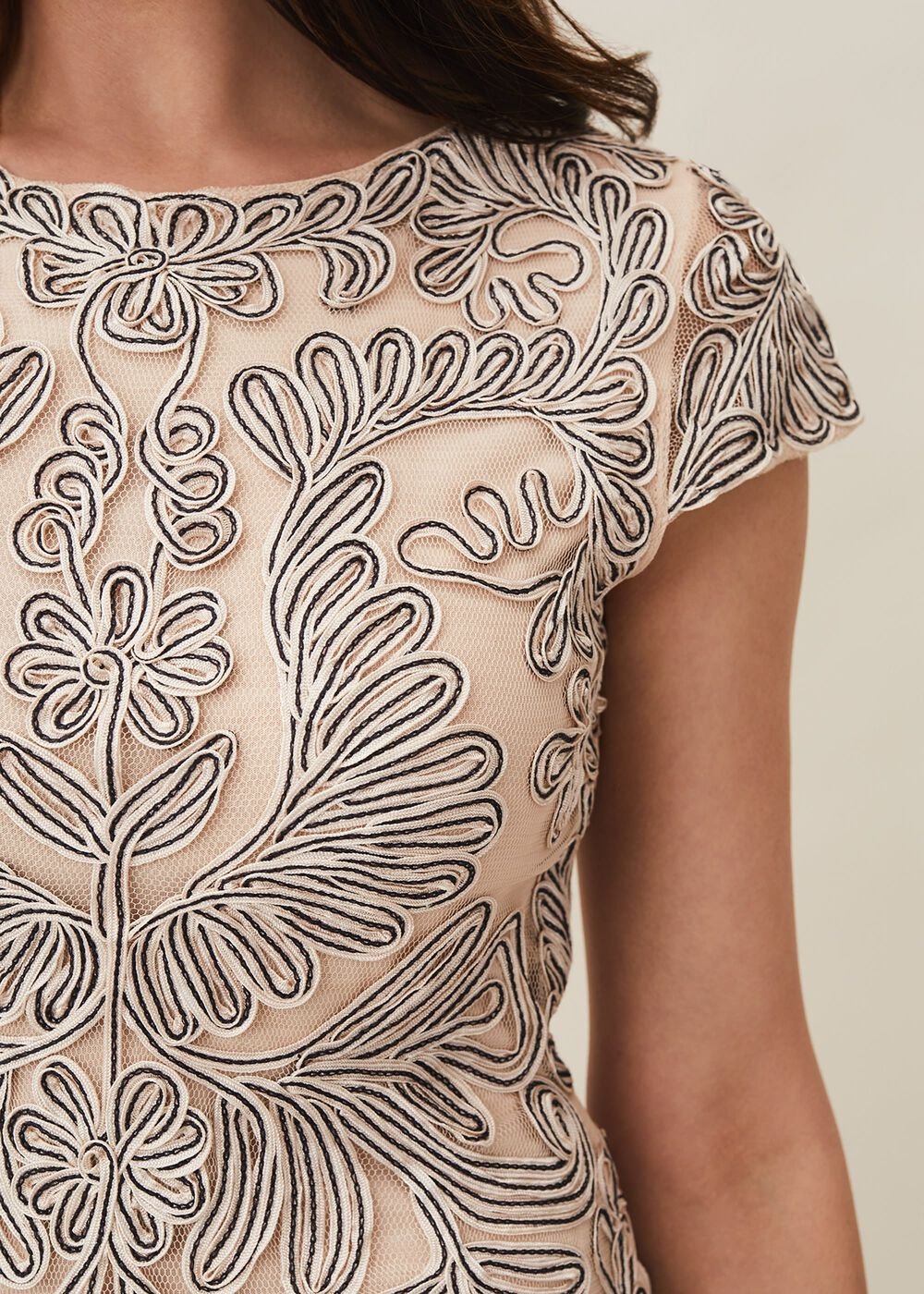 Genevieve Tapework Lace Dress - Oyster/Navy