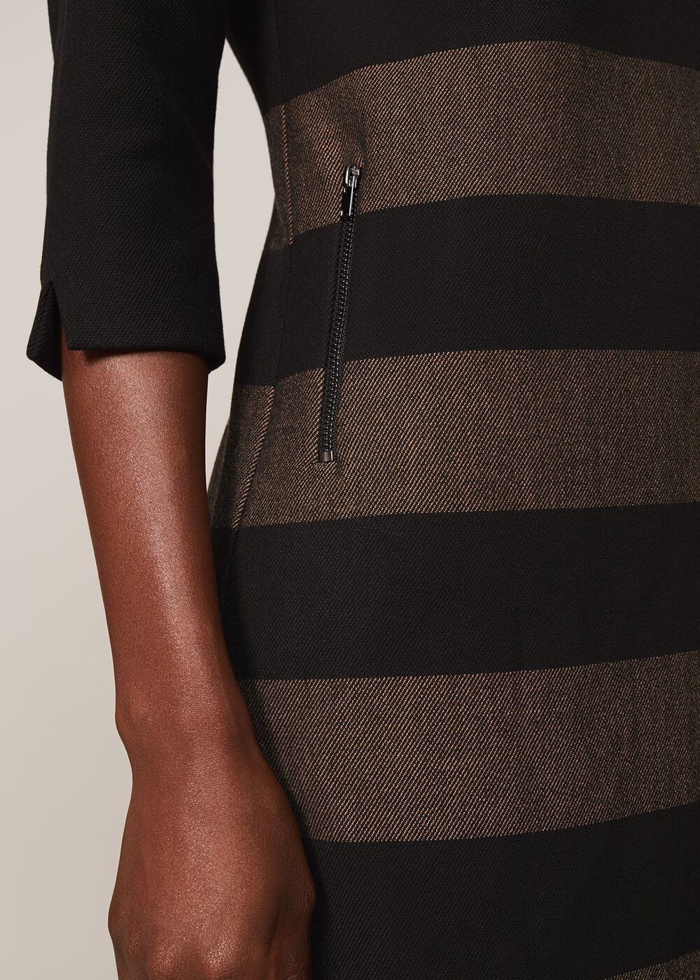 Sophie Sapphire Dress - Black/Camel