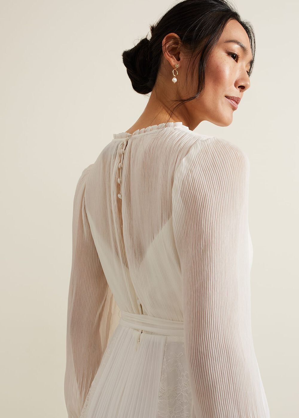 Mariana Pleated Lace Wedding Dress - Pearl