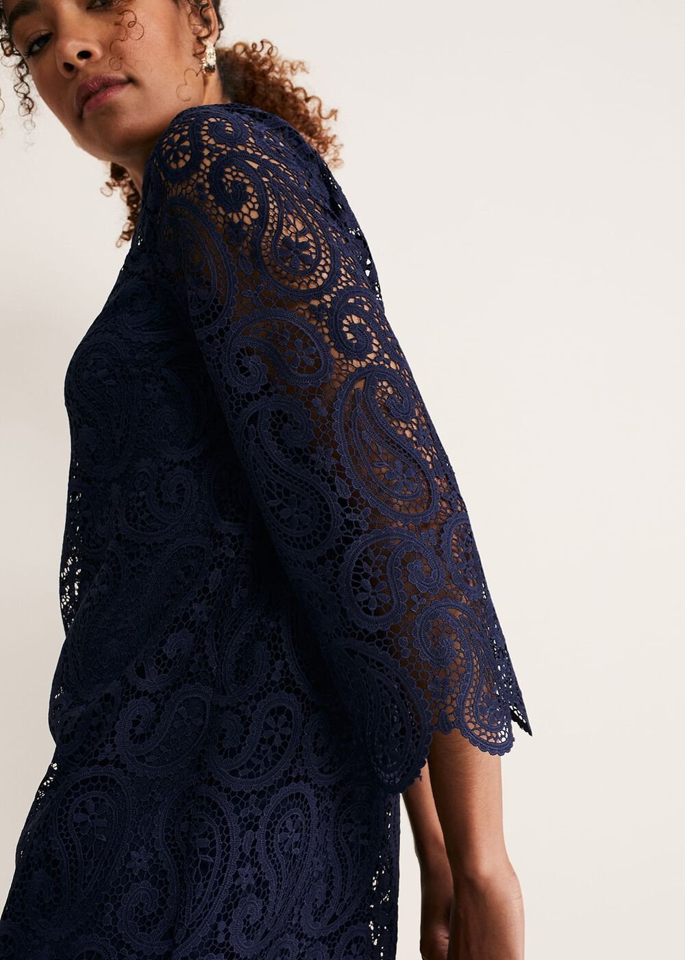 Verity Lace Shift Dress - Navy