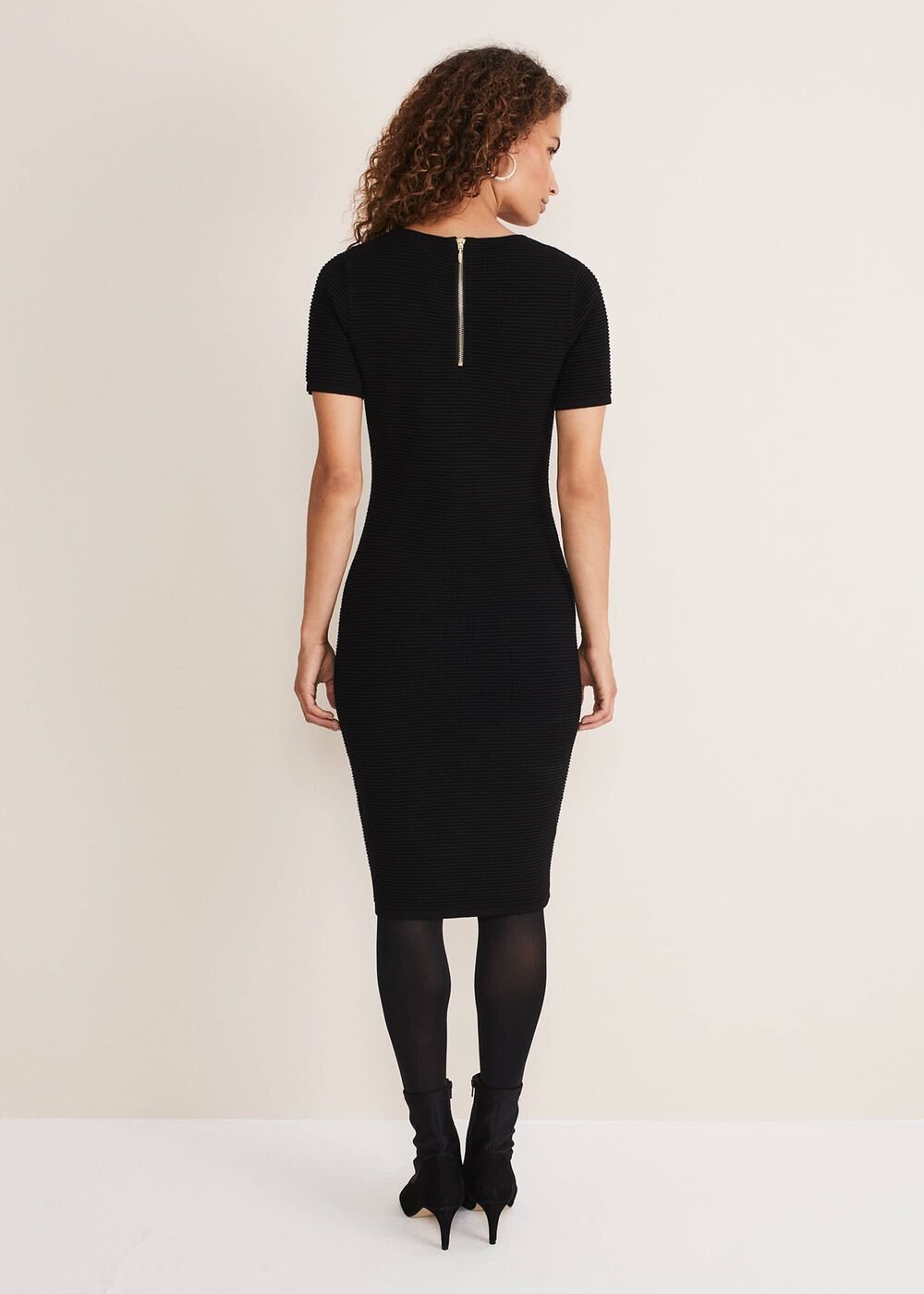 Elsa Ribbed Short Sleeve T-Shirt Dress - Black