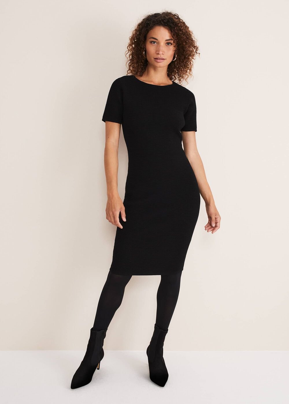 Elsa Ribbed Short Sleeve T-Shirt Dress - Black