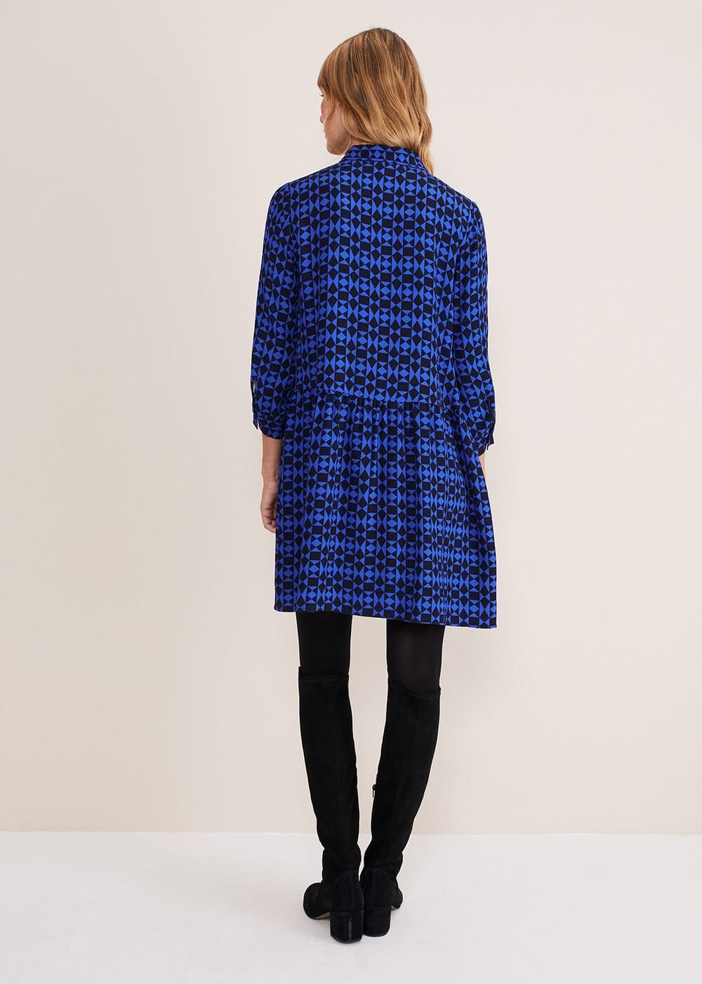 Bregitta Geo Swingdress - Black/Blue