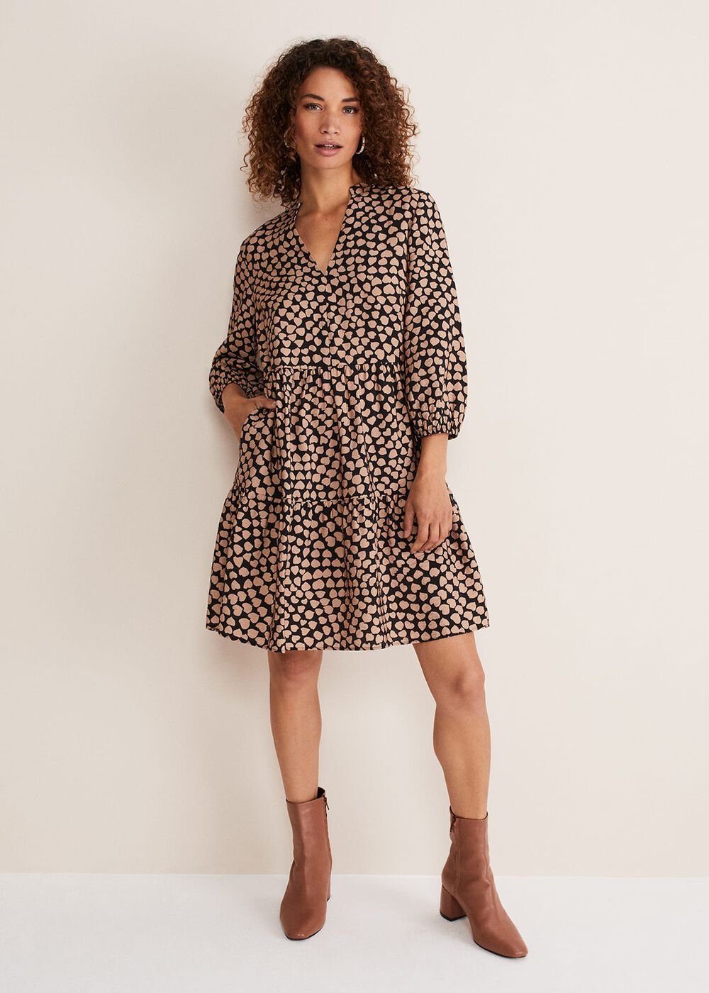 Kesia Hearts Swing Dress - Stone/Black