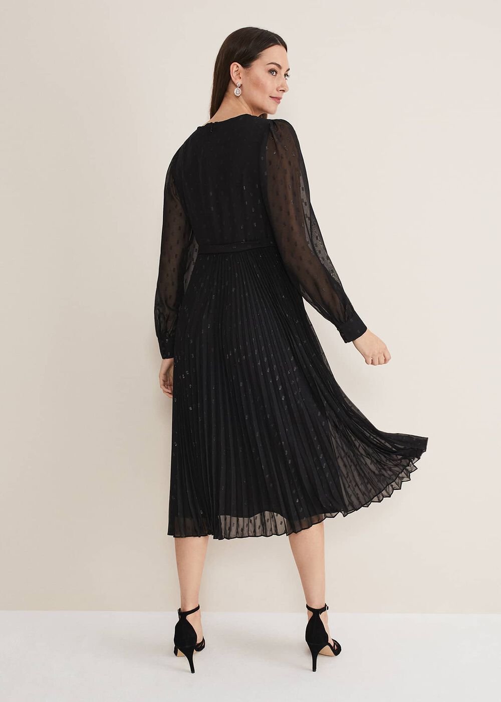 Dani Shimmer Pleat Dress - Black/Silver