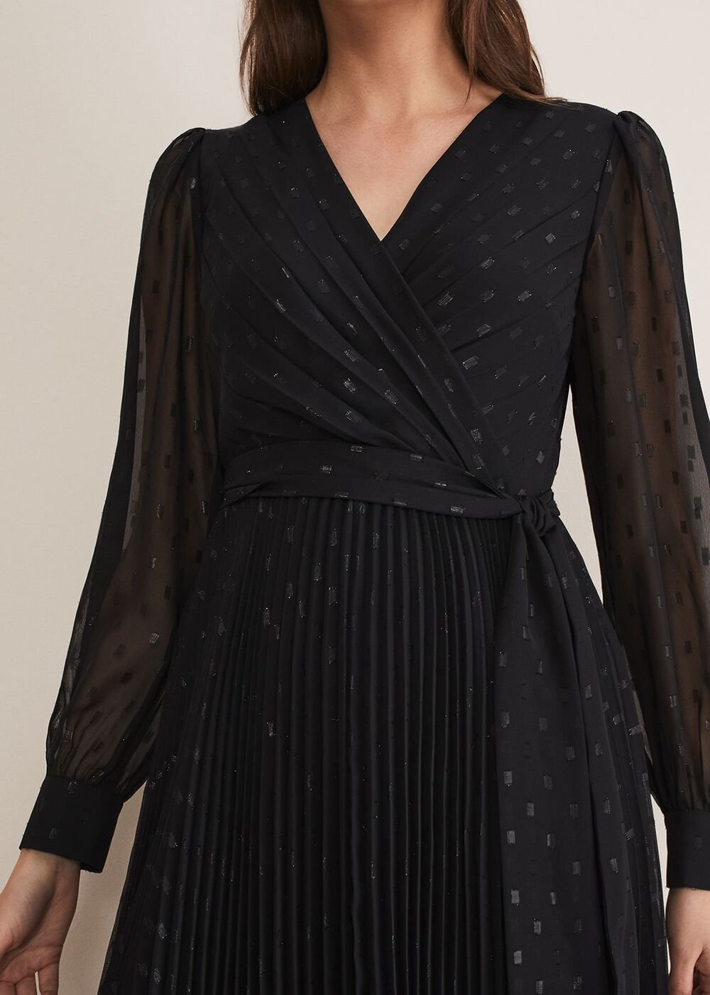 Dani Shimmer Pleat Dress - Black/Silver