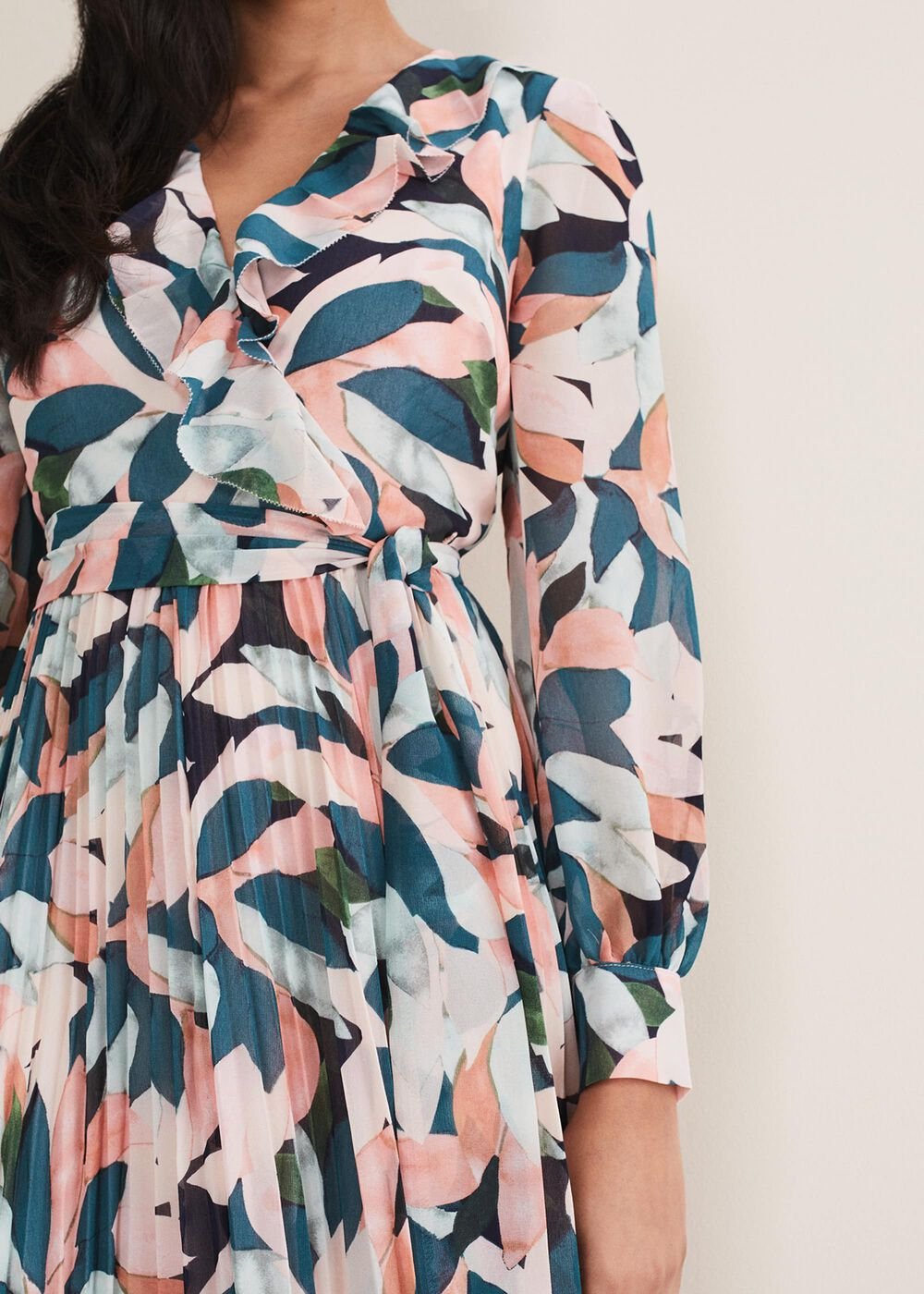 Petite Averie Floral Maxi Dress - Multi-Coloured