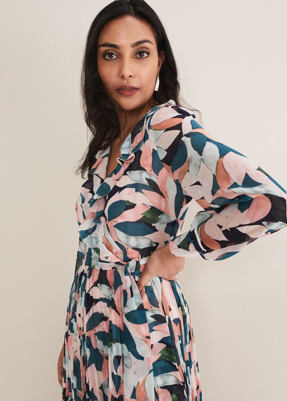 Petite Averie Floral Maxi Dress - Multi-Coloured