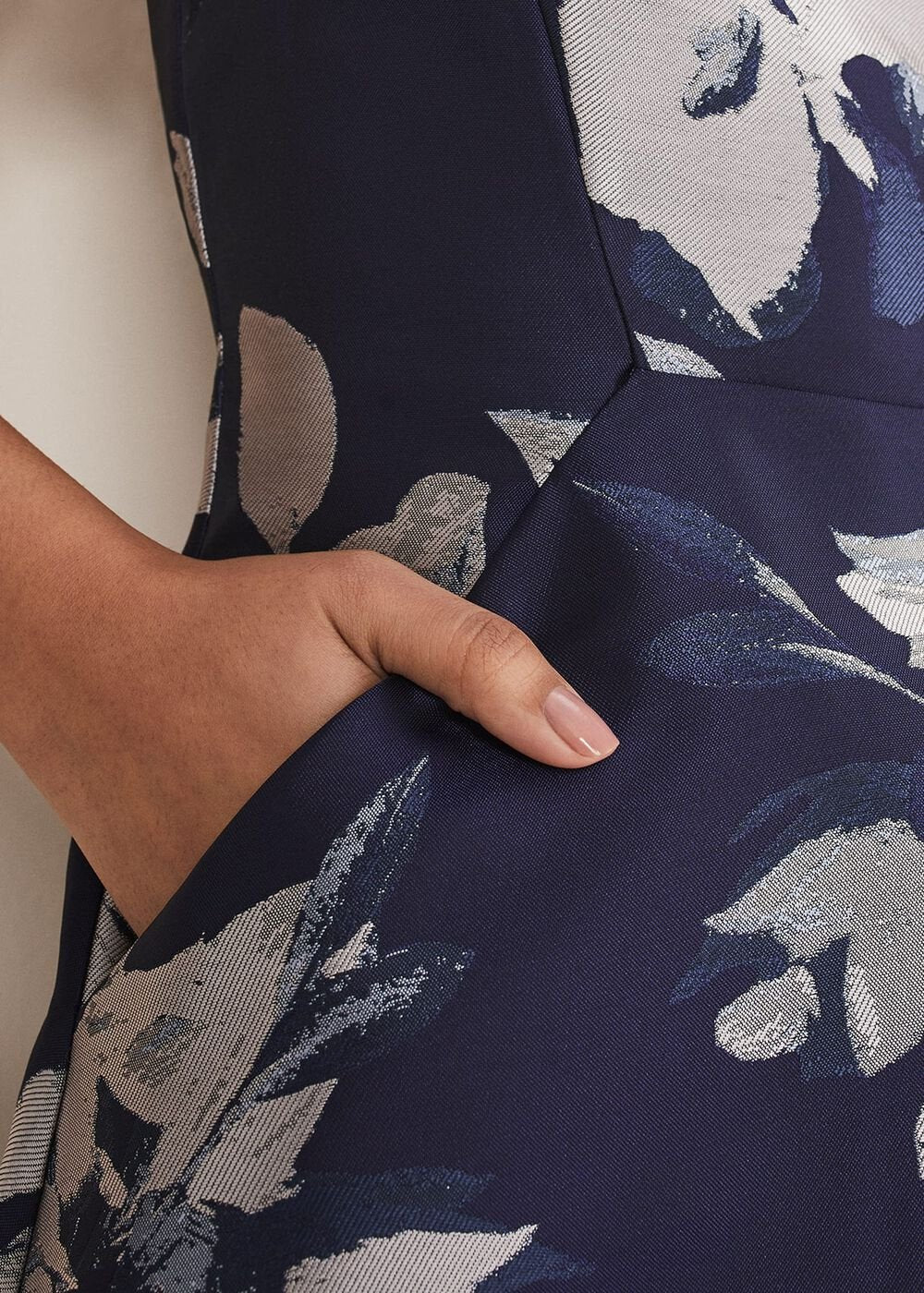 Petite Cassy Jaquard Floral Midi Dress - Navy/Multi