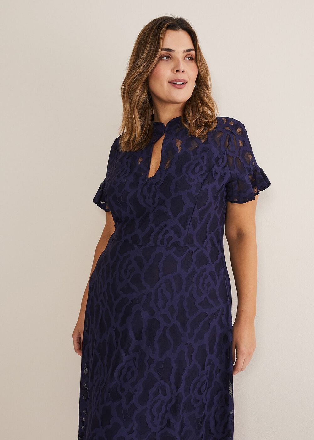 Lulu Lace Midi Dress - Navy