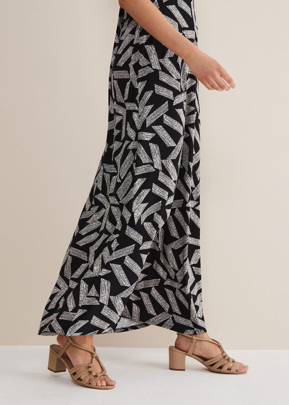 Siobhan Abstract Maxi Dress - Black/White