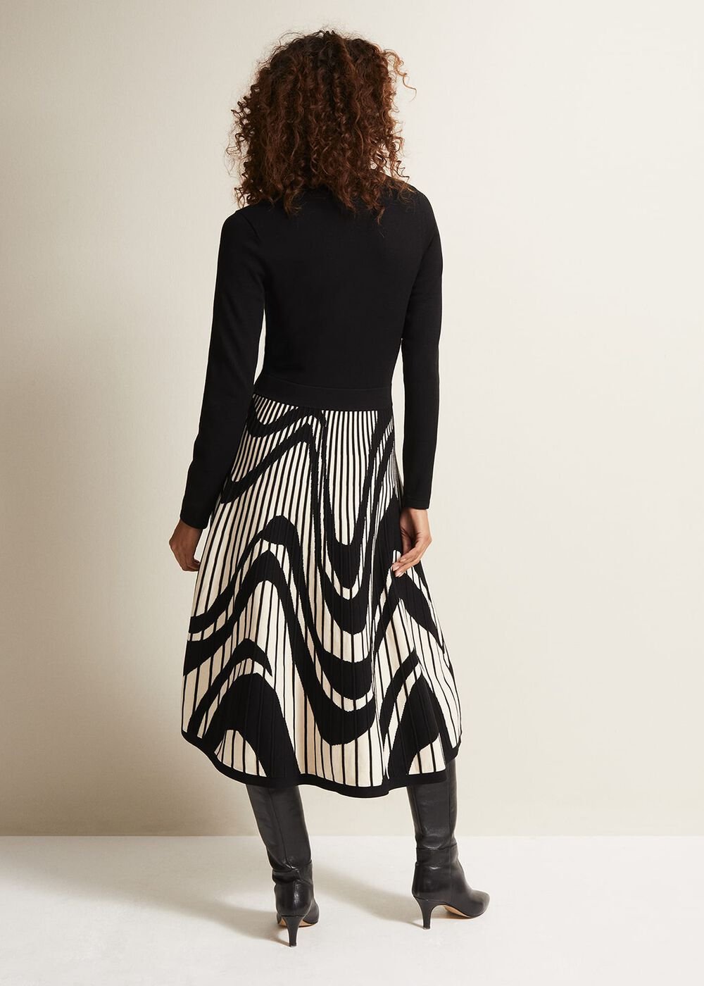 Black & White Fit & Flare Midi Dress with Abstract Print - Black/Ivory