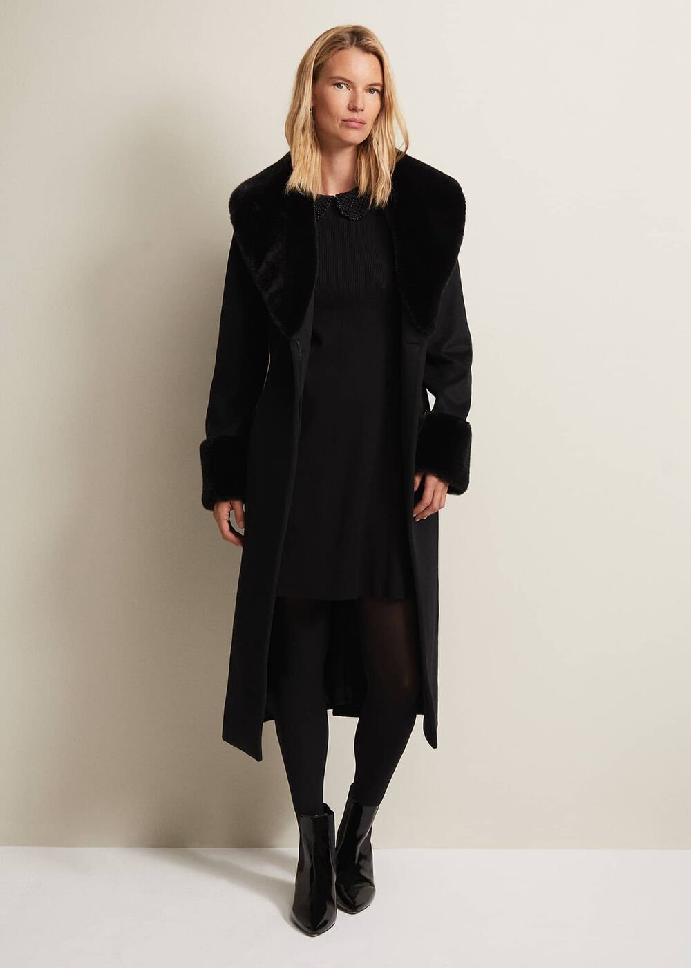 Evelyn Black Ribbed Mini Dress - Black