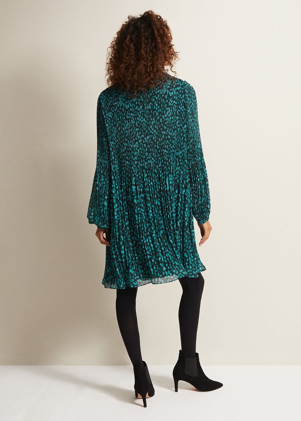 Green Ditzy Print Pleated Midi Dress With Long Sleeves - Green