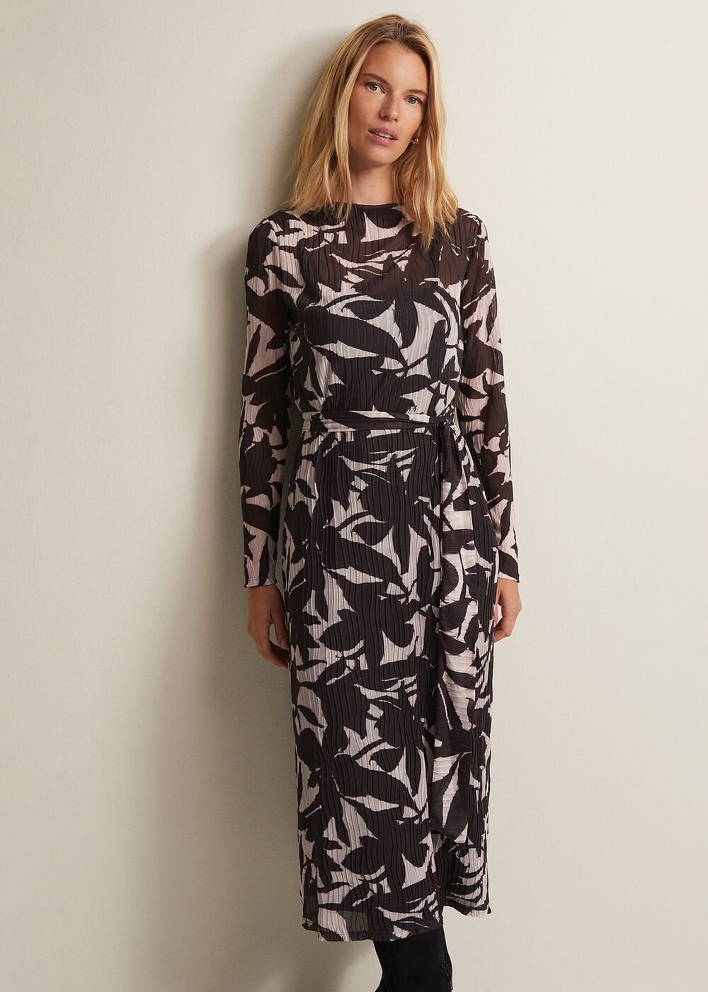 Yvonne Floral Midi Dress - Black Multi