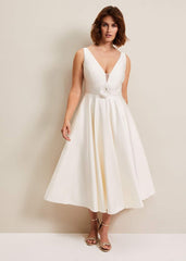 Ariel Fit And Flare Wedding Dress - Ivory