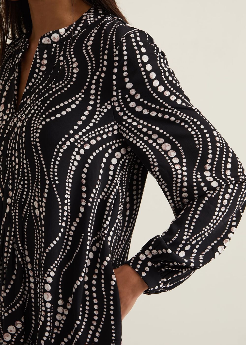 Patsy Pearl Swing Mini Dress - Black/Ivory