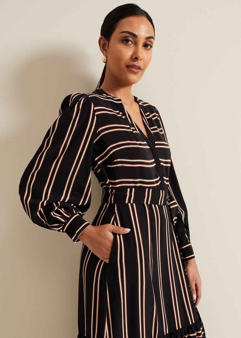 Petite Laura Midaxi Dress - Black/Multi