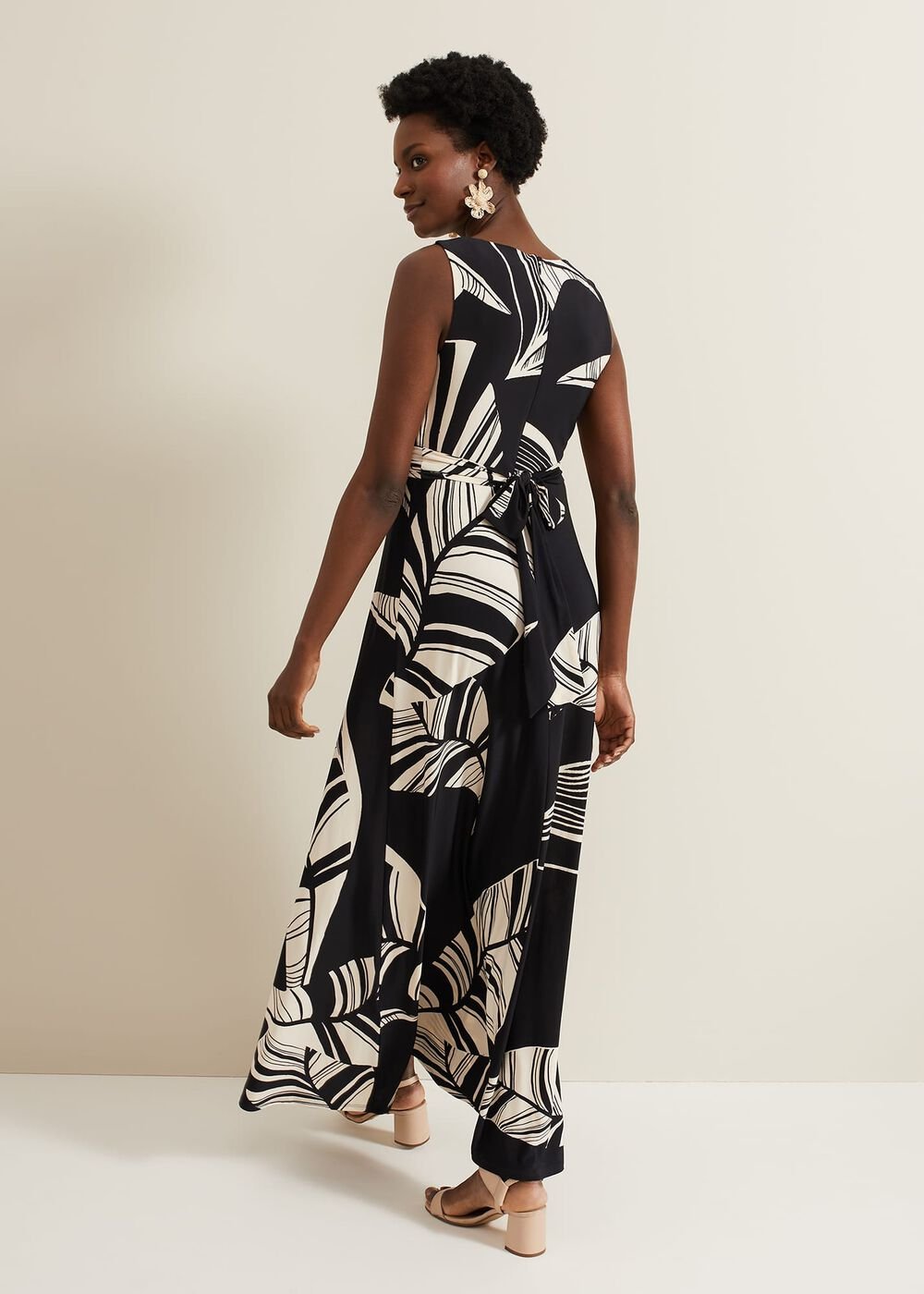 Artemis Abstract Maxi Dress - Black/Multi