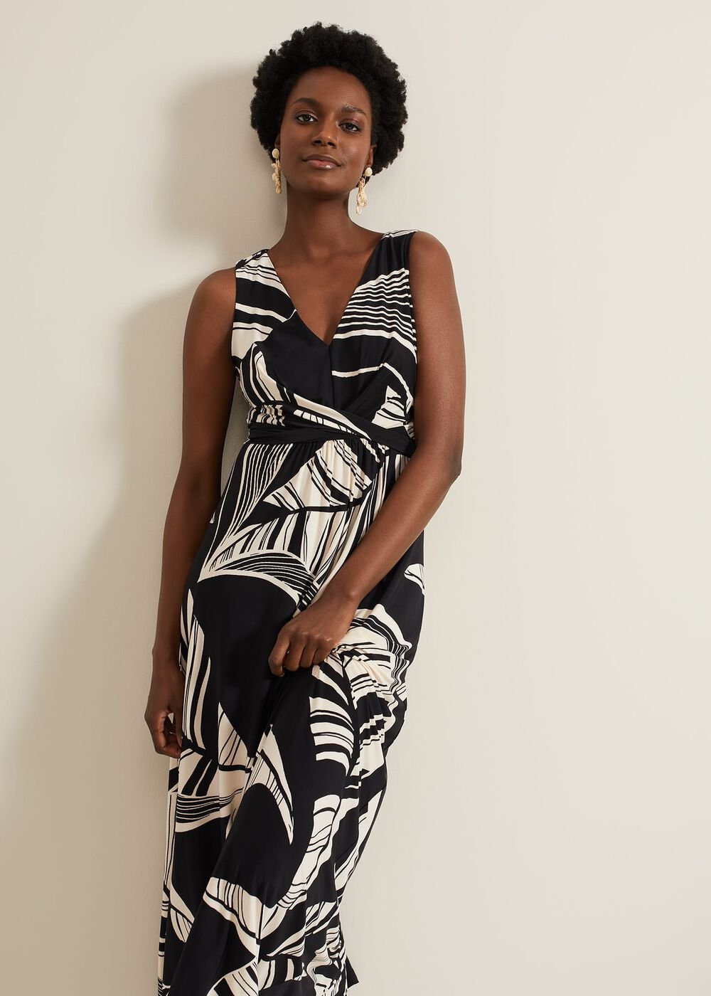 Artemis Abstract Maxi Dress - Black/Multi