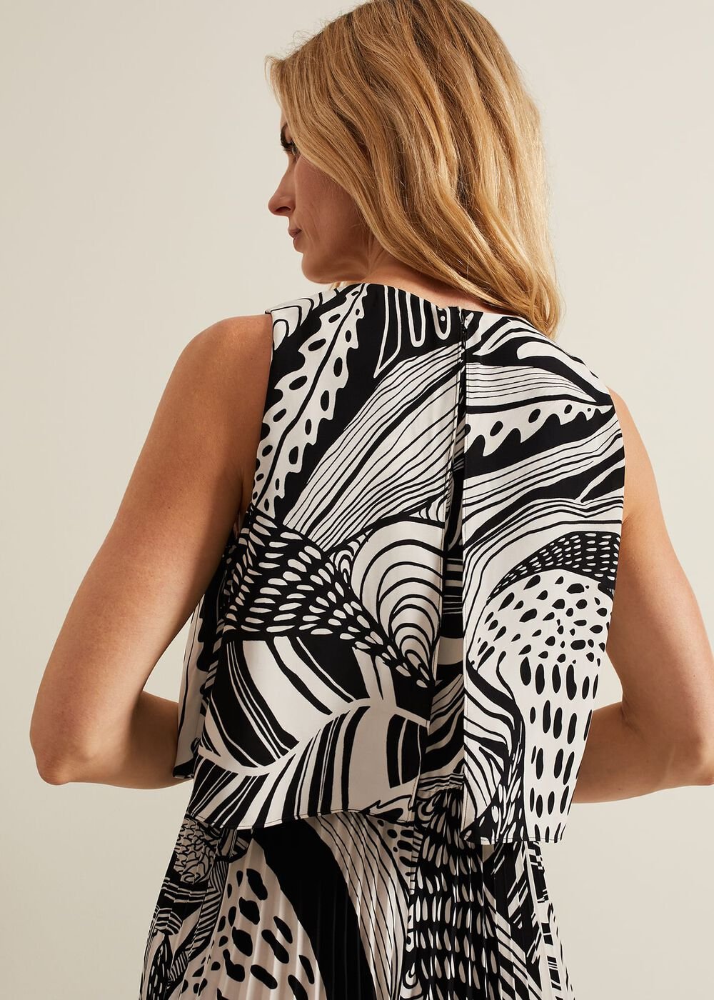 Saskia Abstract Pleated Jumpsuit - Black Multi