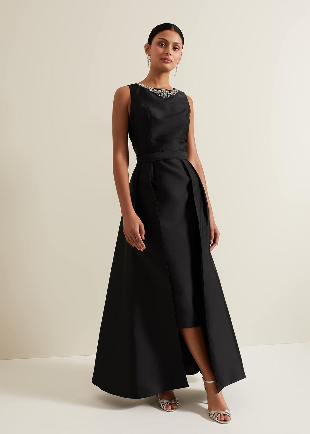 Yisanne Black Satin Embelished Dress - Black