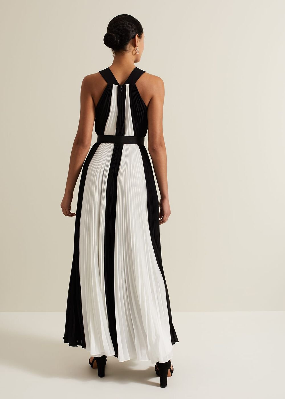 Taylor Pleated Maxi Dress - Black/Ivory
