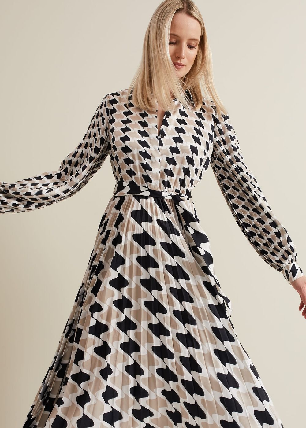 Lyric Geo Pleated Midi Dress - Multi-Coloured