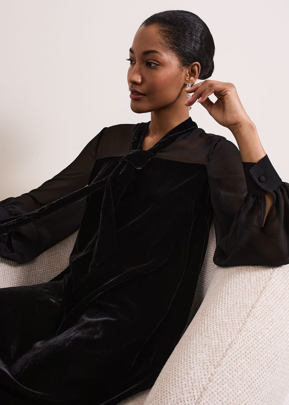 Seraphine Black Velvet Tunic Dress - Black