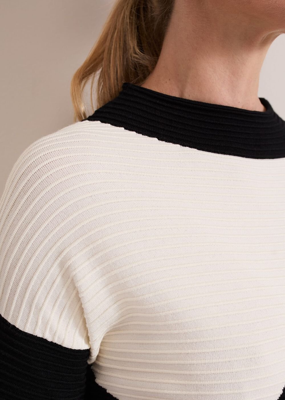 Hetty Ripple Colour Block Tunic - Black/Ivory