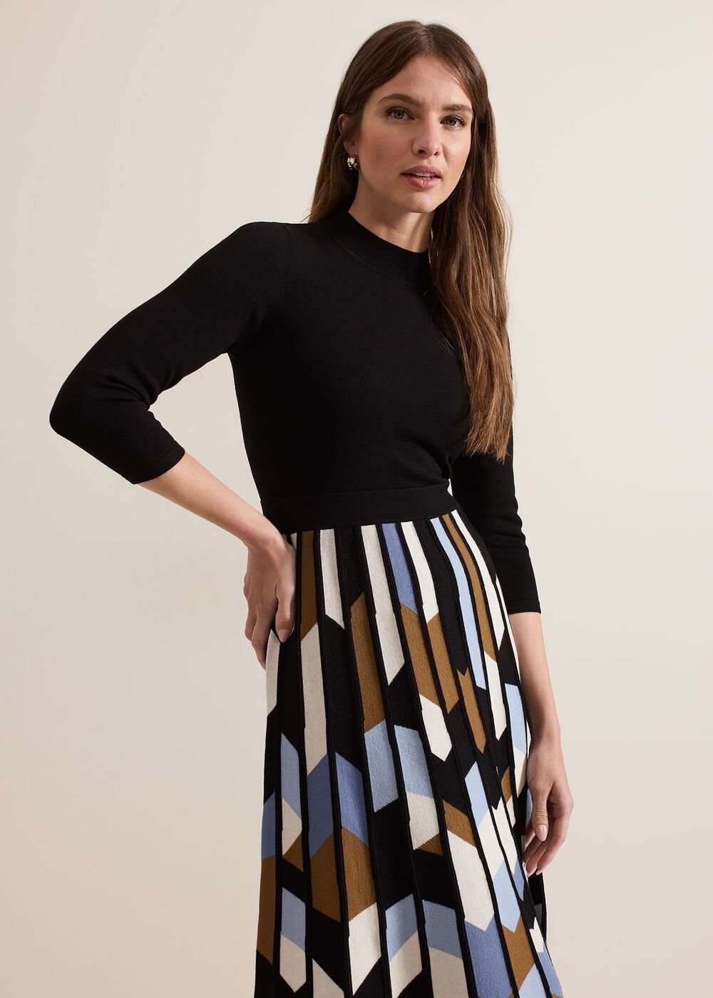 Petite Maci Pleated Sunray Midi Dress - Black Multi