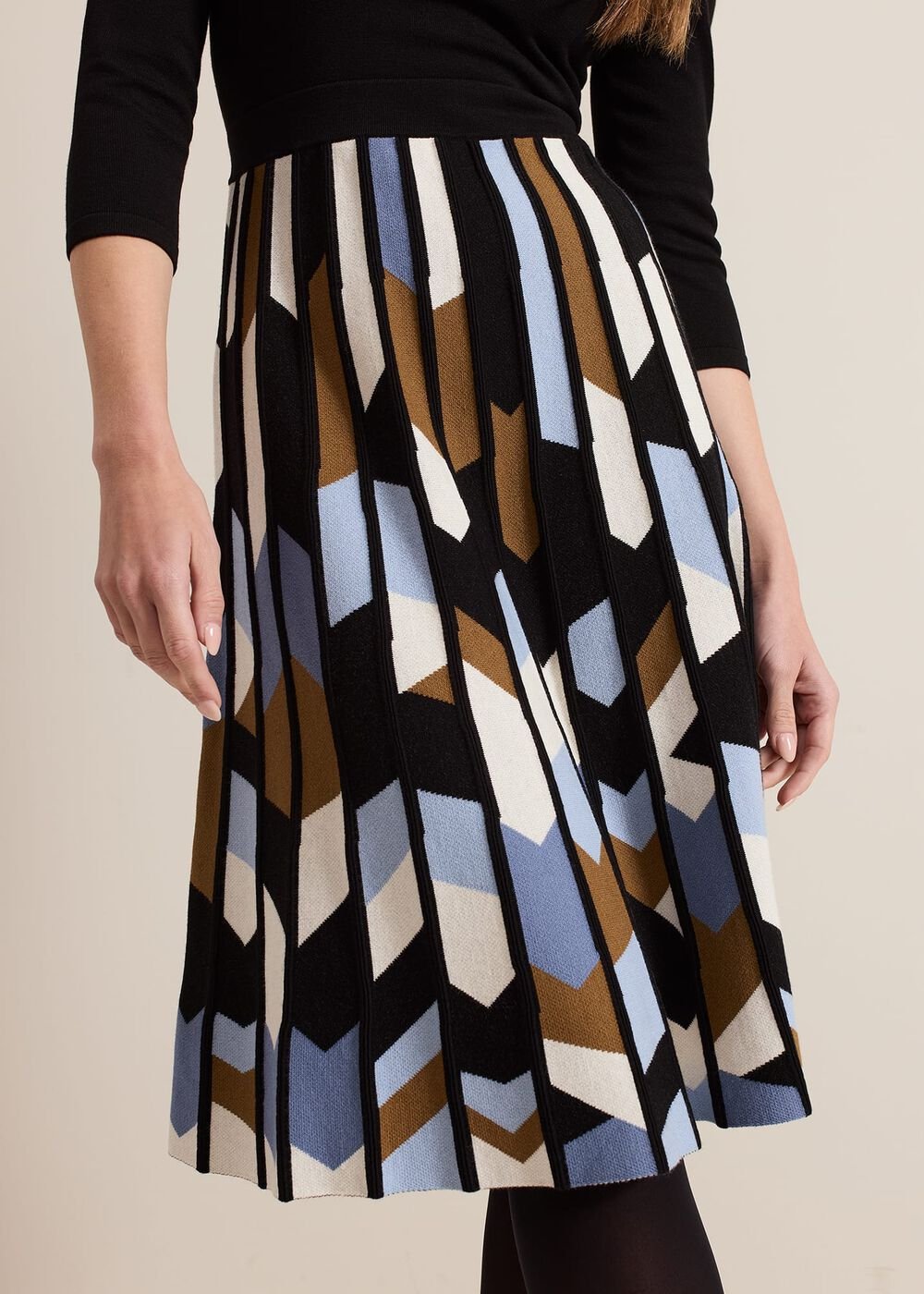 Petite Maci Pleated Sunray Midi Dress - Black Multi