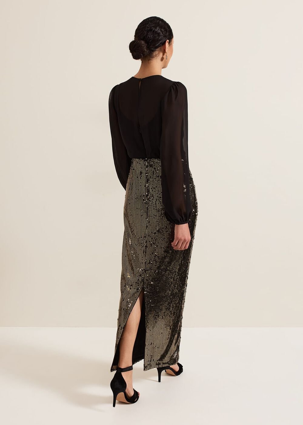 Aniya Sequin Long Sleeved Maxi Dress - Black/Multi