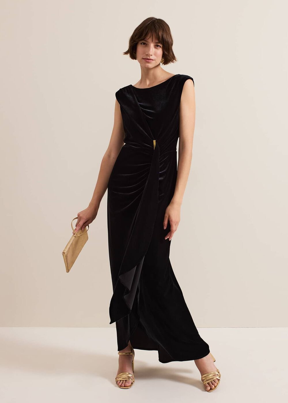Donna Black Velvet Maxi Dress - Black
