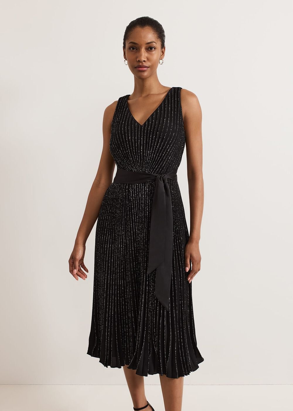 Keleche Glitter Pleat Dress - Black