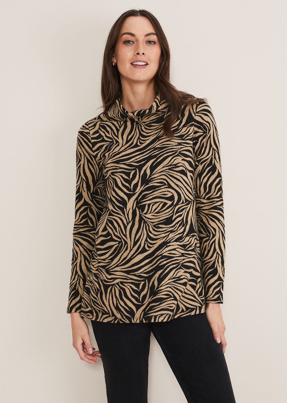 Nerissa Animal Print Snuggle - Camel/Black