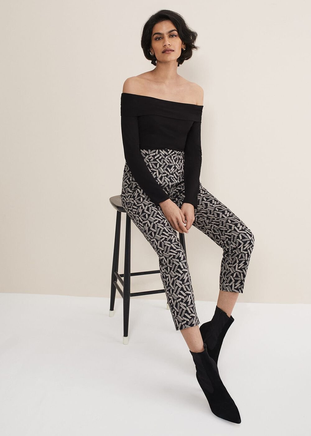 Emili Bardot Top - Black