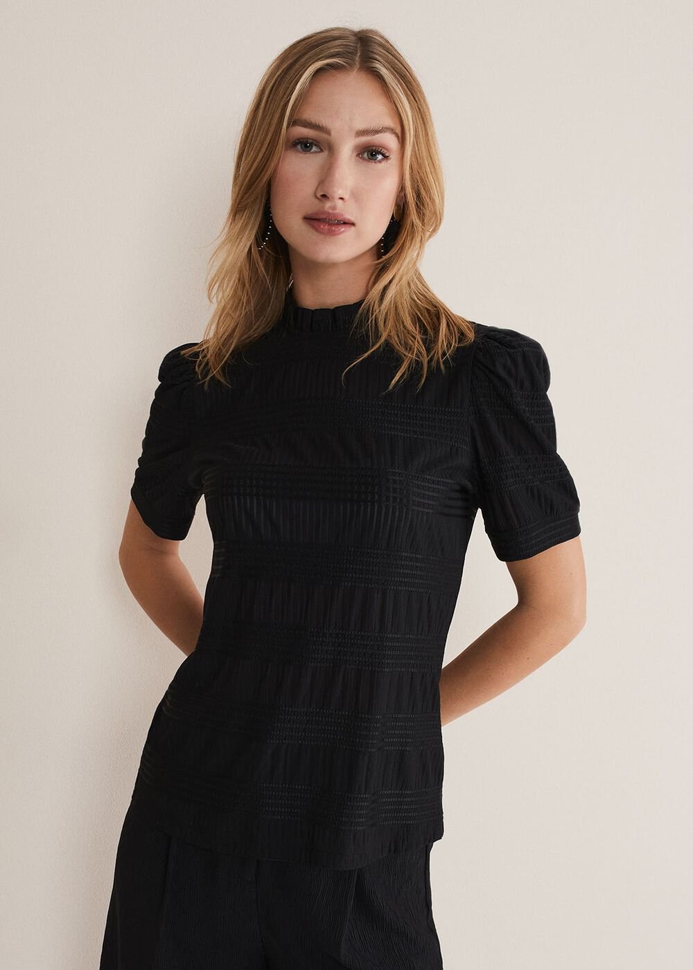 Samiha Textured Top - Black