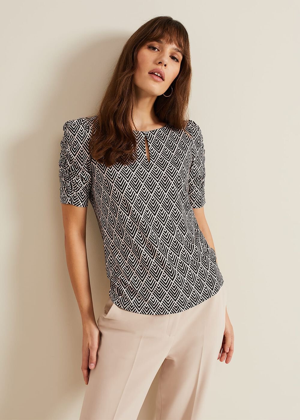 Evelyn Geo Print Top - Black/Multi