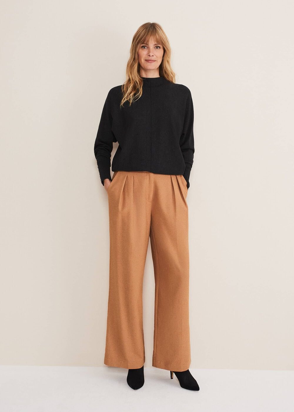 Indigo Button Cuff Easy Knit - Charcoal