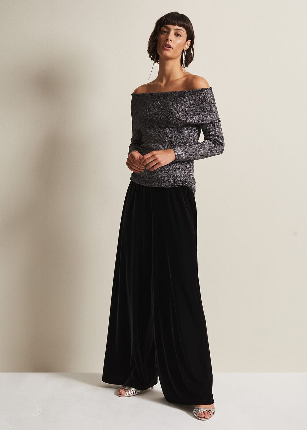 Iris Bardot Knitted Top - Black
