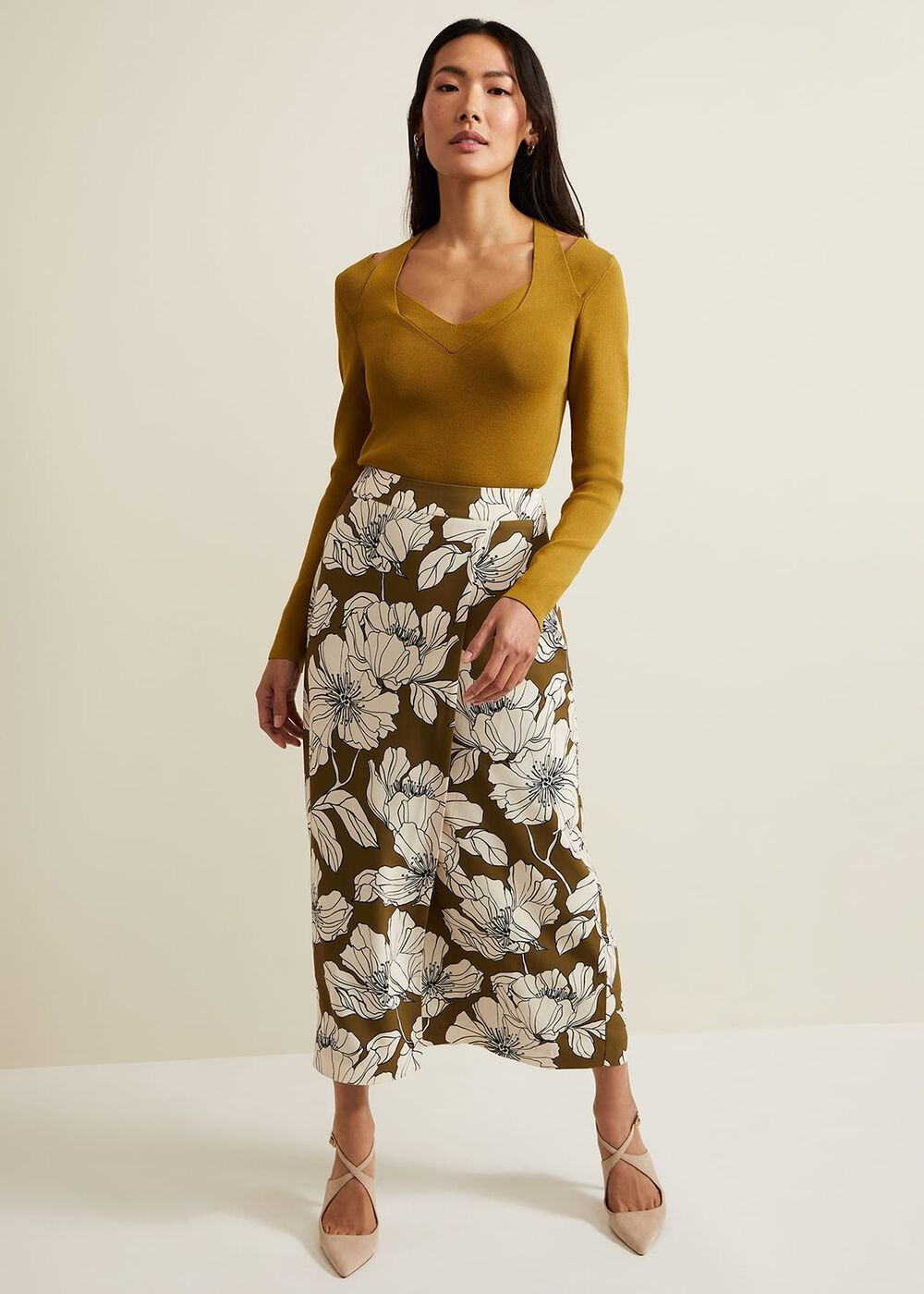 Emily Cut Out Compact Knit Top - Olive