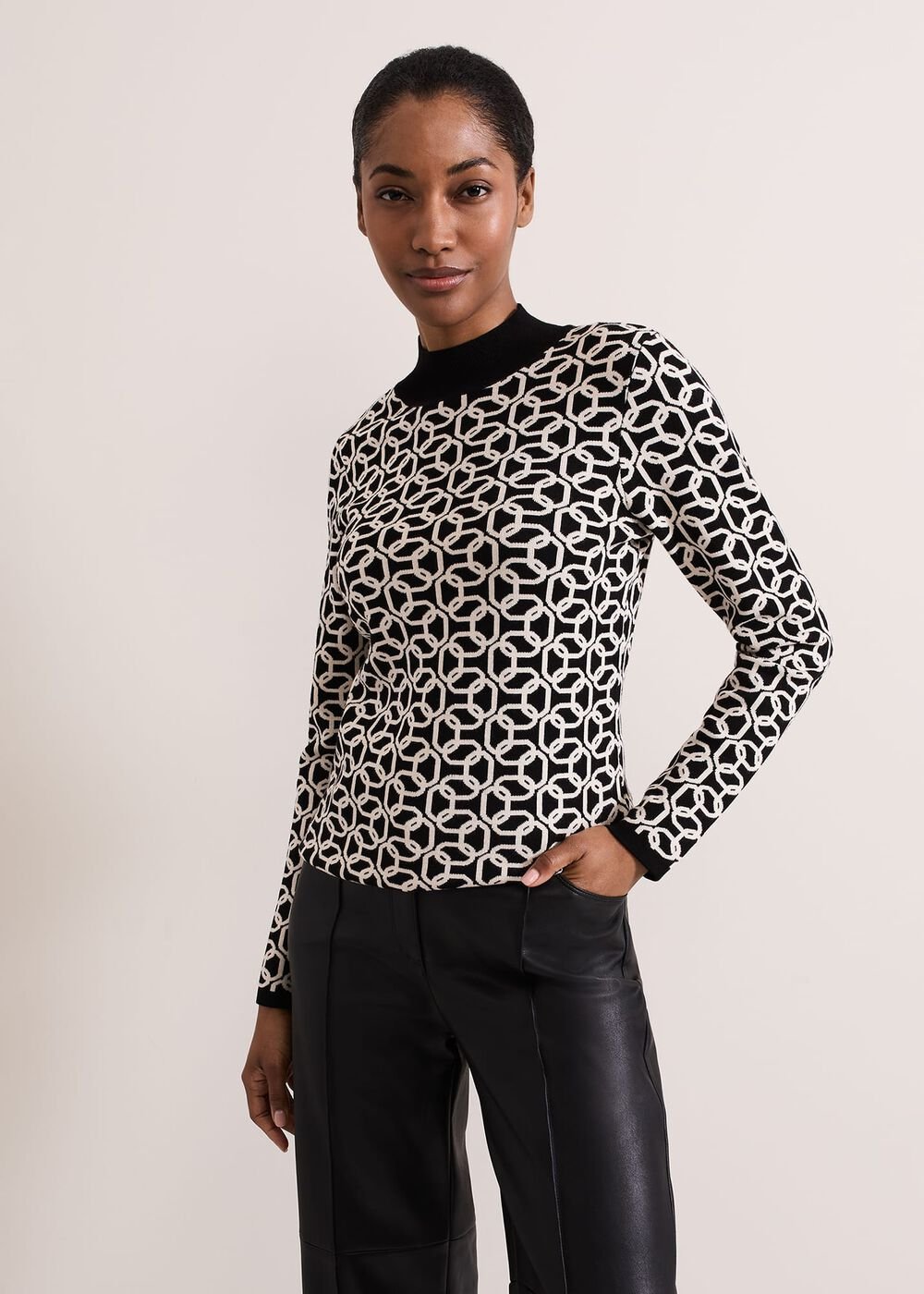 Callie Chain Jacquard Fitted Top - Black/Ivory