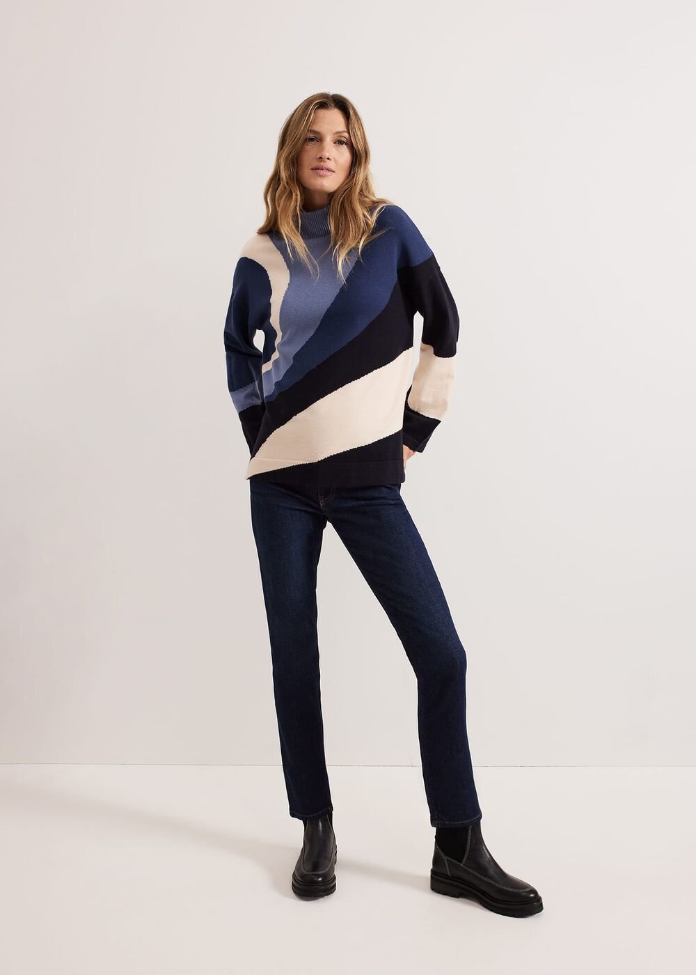 Sabrina Swirl Jacqaurd Jumper - Navy